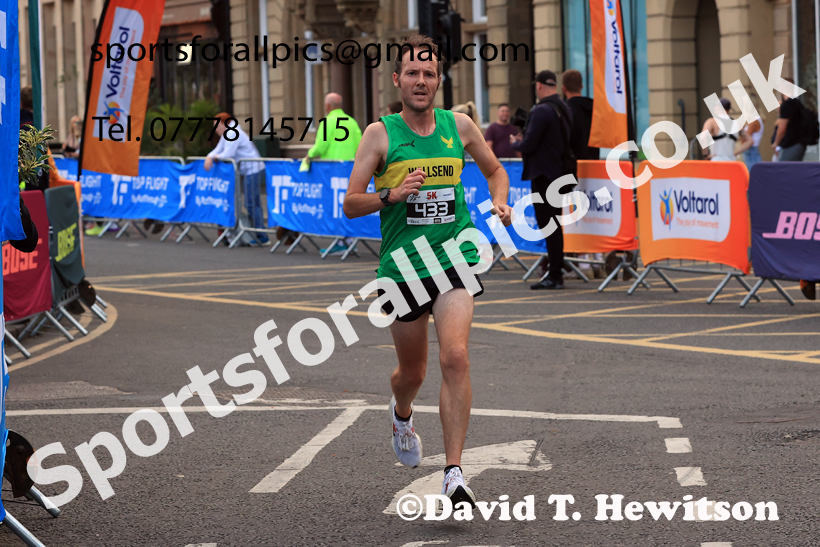 The Newcastle Quayside 10k Road Race, 2025 Newcastle Quayside 5k and 10k Road Race  Photo: David T. Hewitson/Sports for All Pics